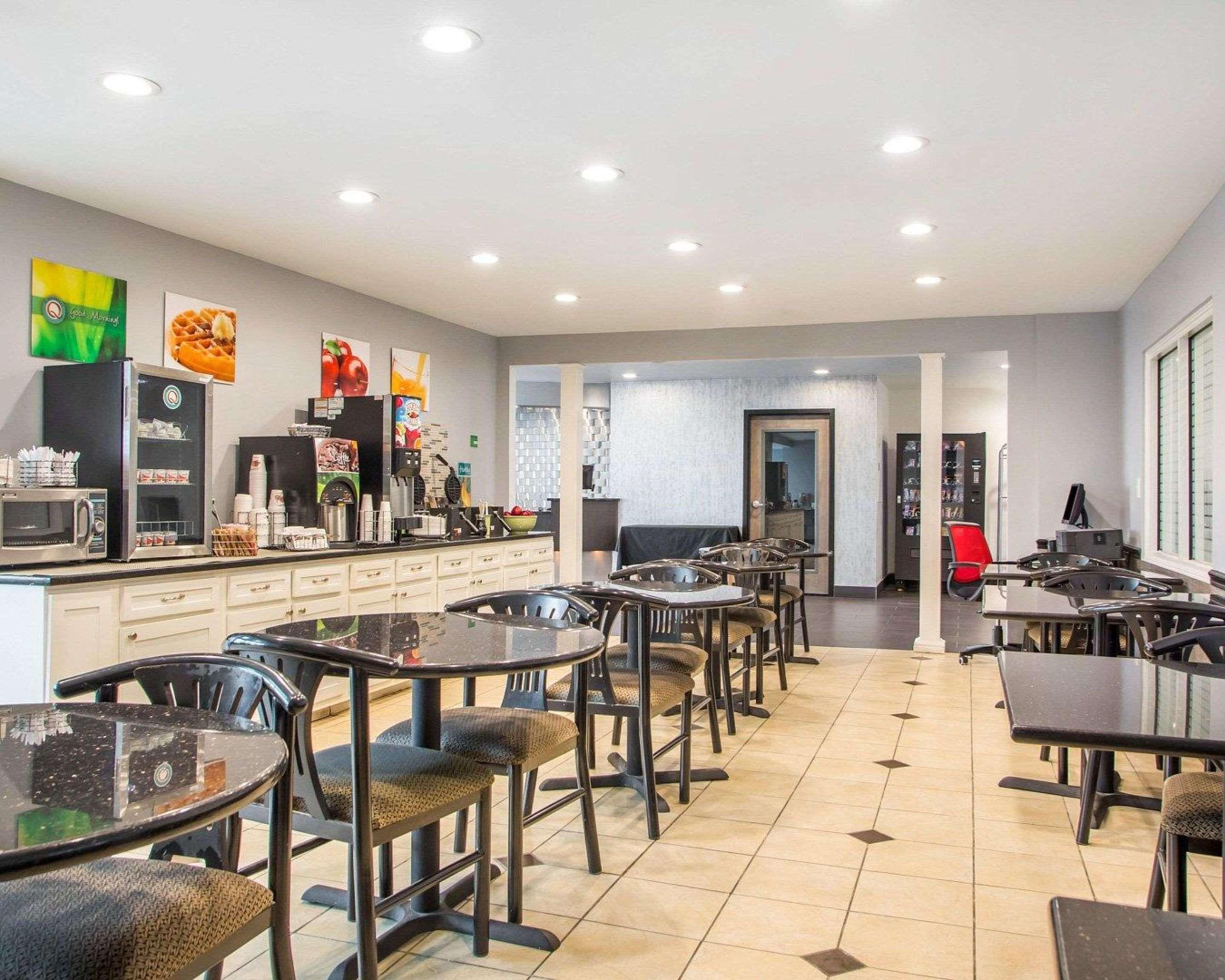 Quality & North-polaris Hotel Worthington